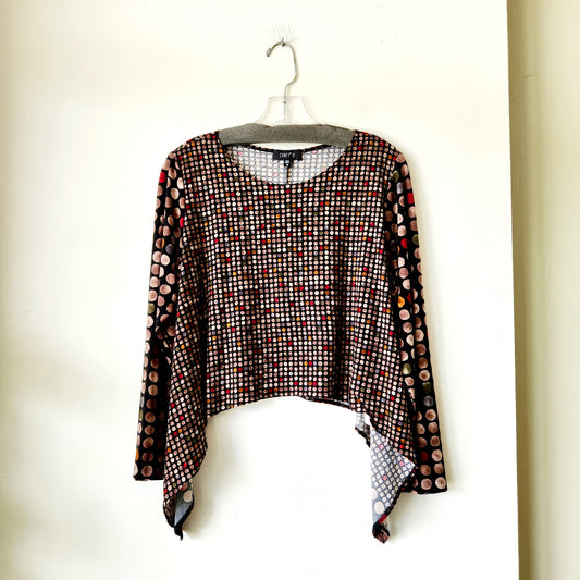 Comfy USA Crop Fit Top with Handkerchief Hem - M