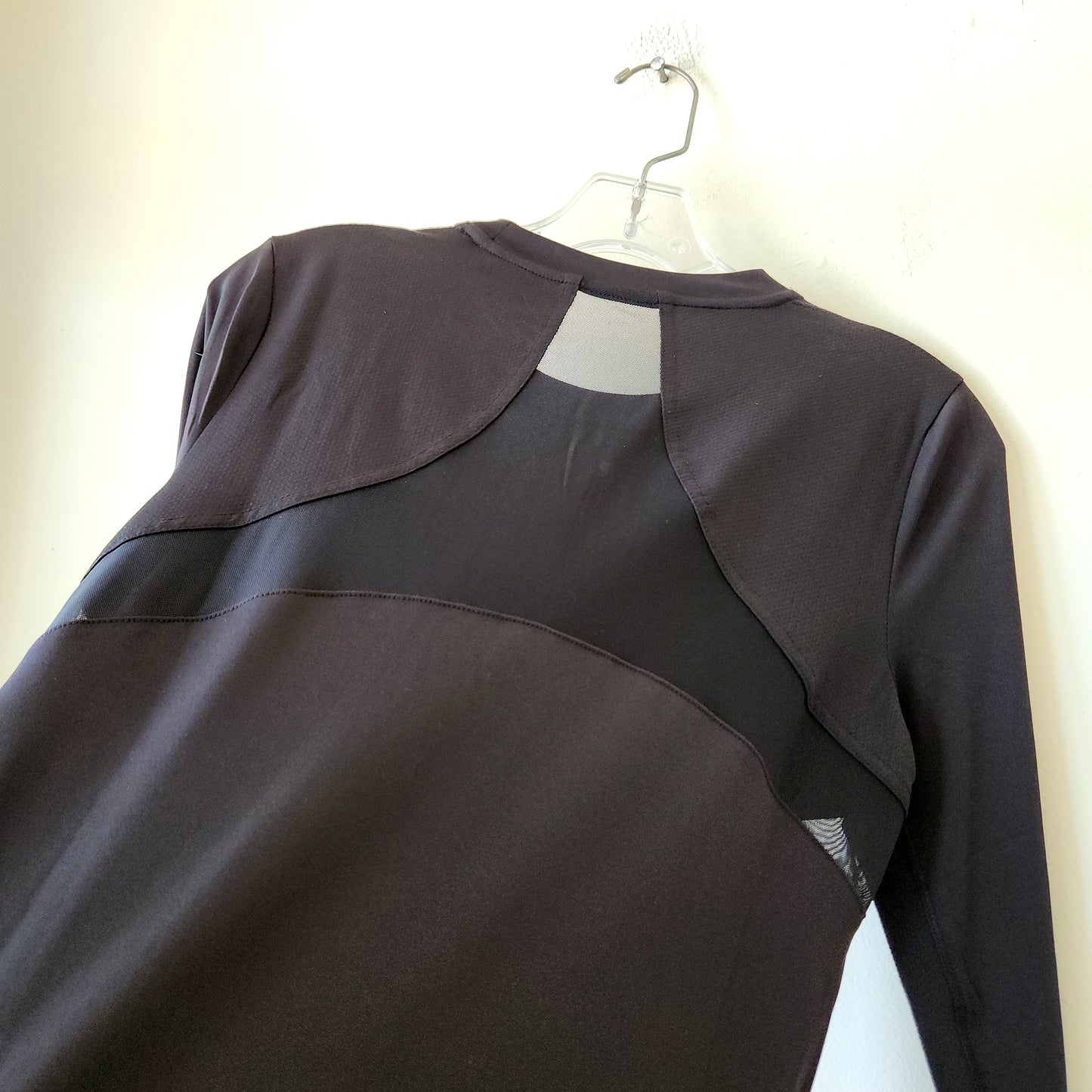 Layer8 Qwick-Dry Active Top with Mesh Details - S