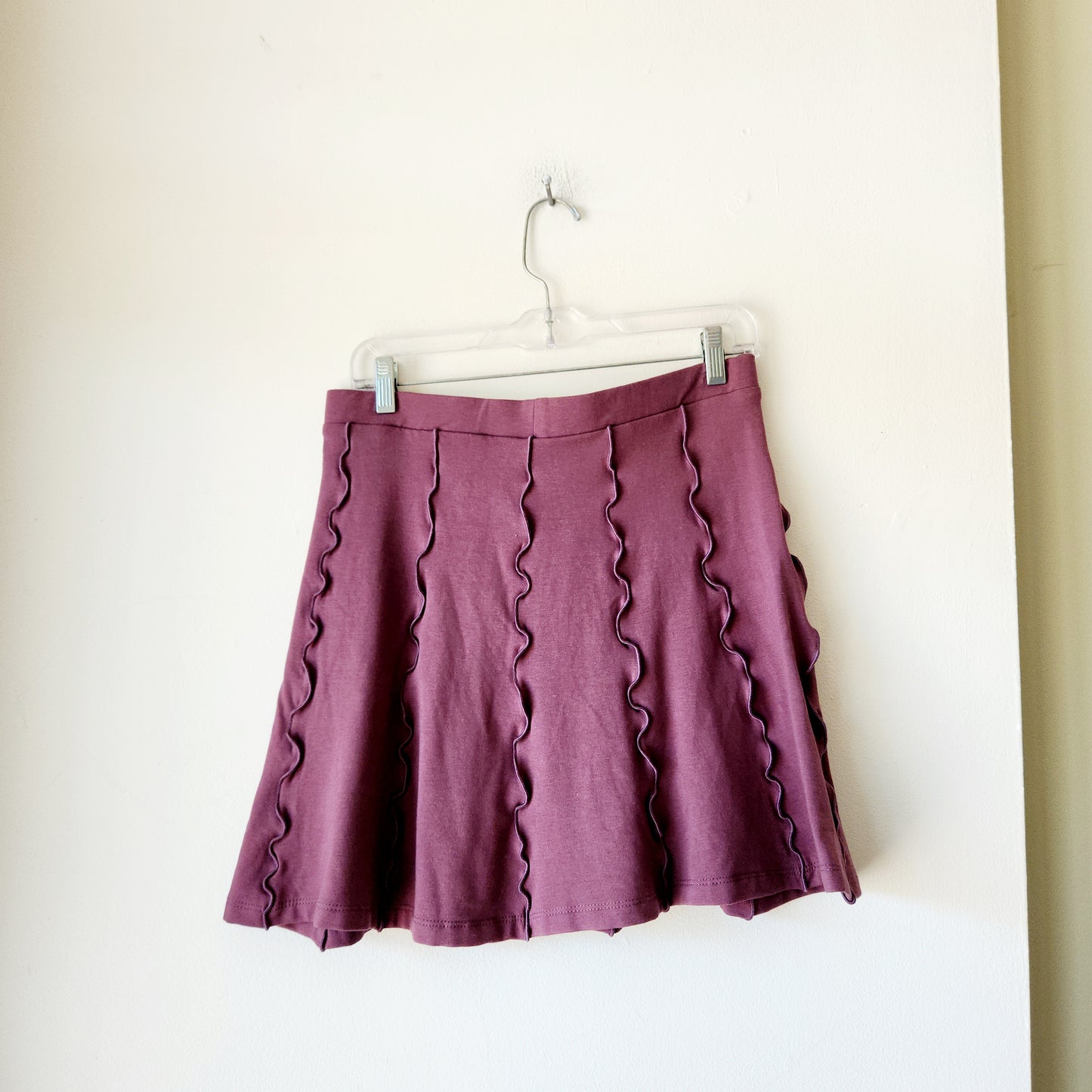 Katrin Leblond Cozy Miniskirt with Seaming Detail - L