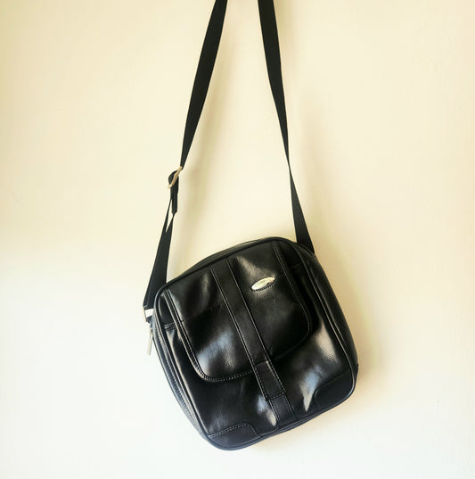 Samsonite Leather Crossbody Bag with Pockets