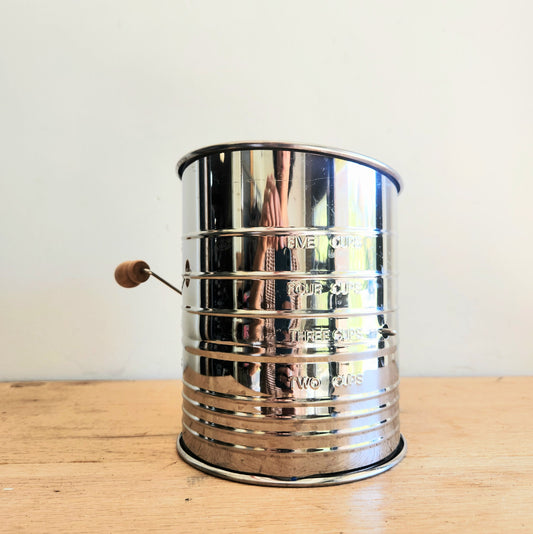 5 Cup Metal Flour Sifter