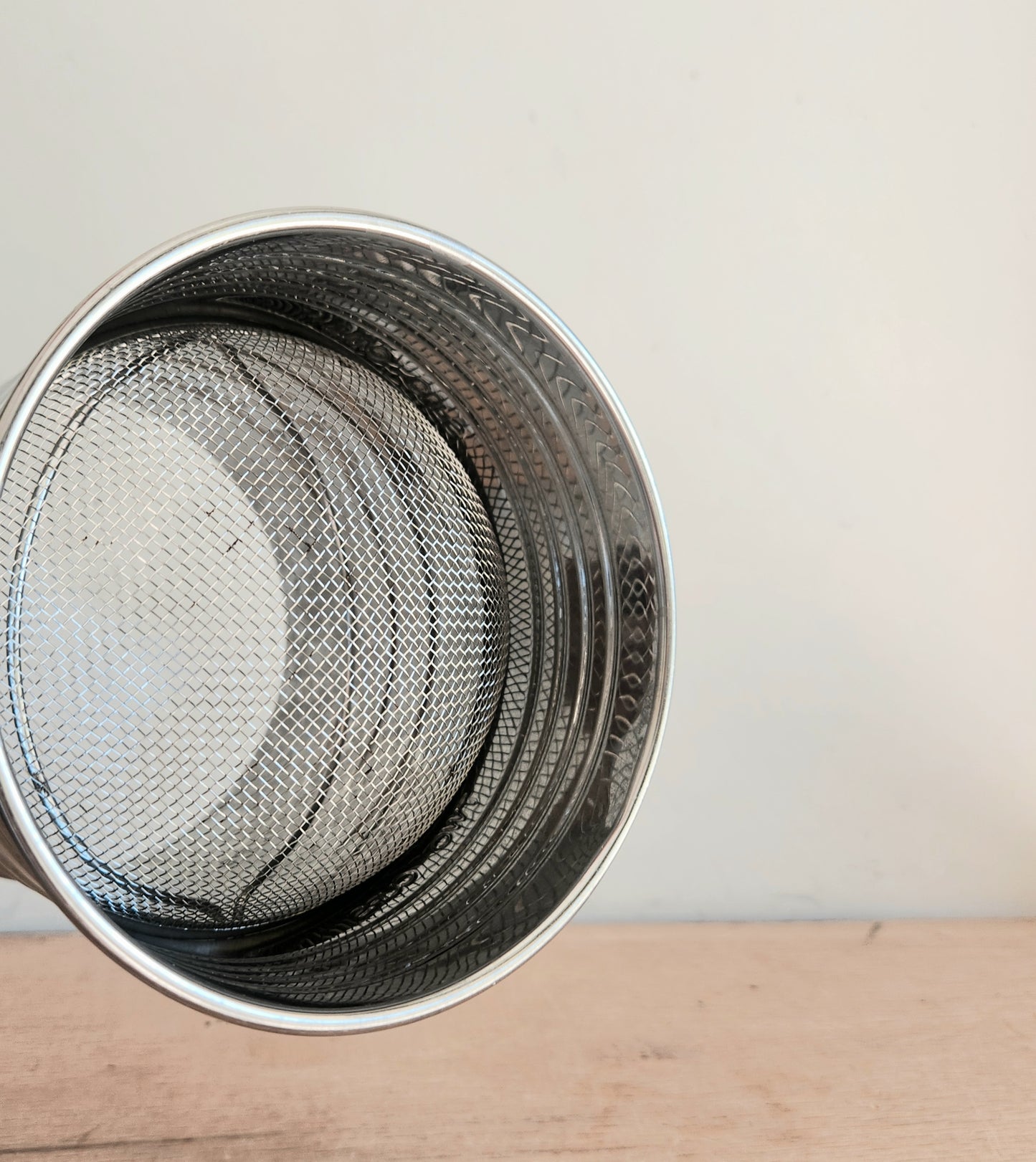 5 Cup Metal Flour Sifter