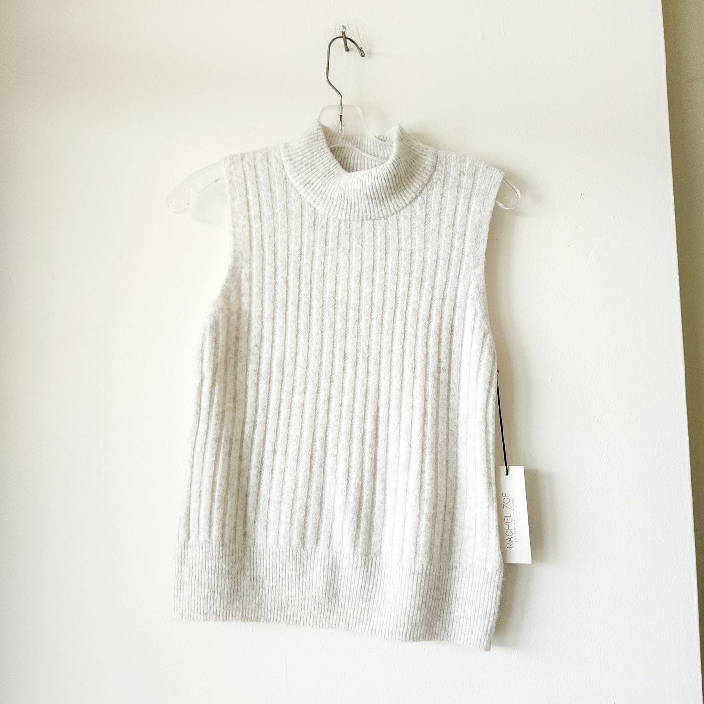 Rachel Zoe Super Soft Gray Sleeveless Sweater - M - New