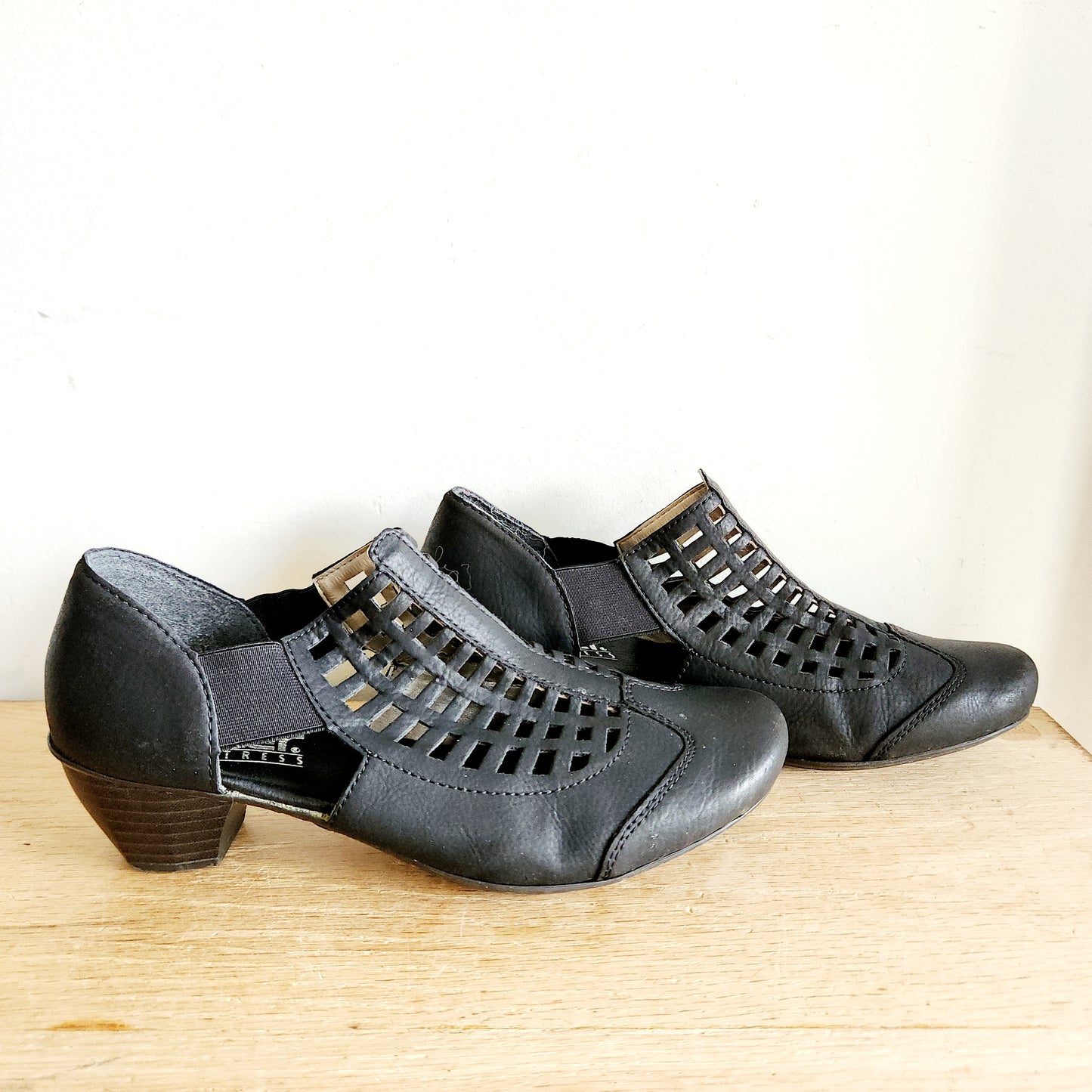 Rieker Black Heels with Cutout Details - size 37