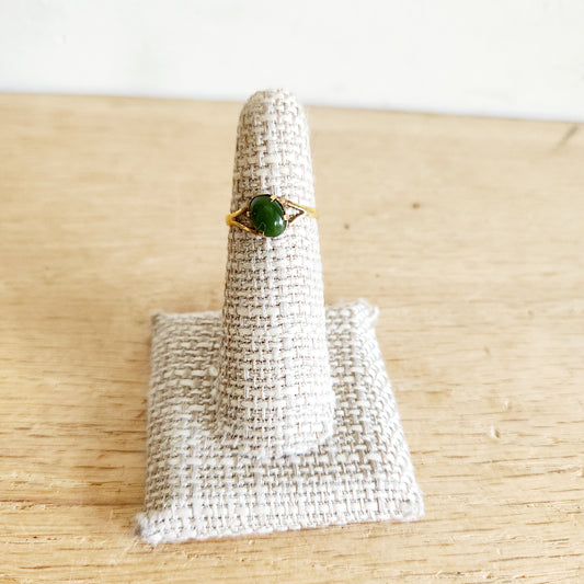 Vintage 10K Gold Fill Delicate Jade Ring - size 5