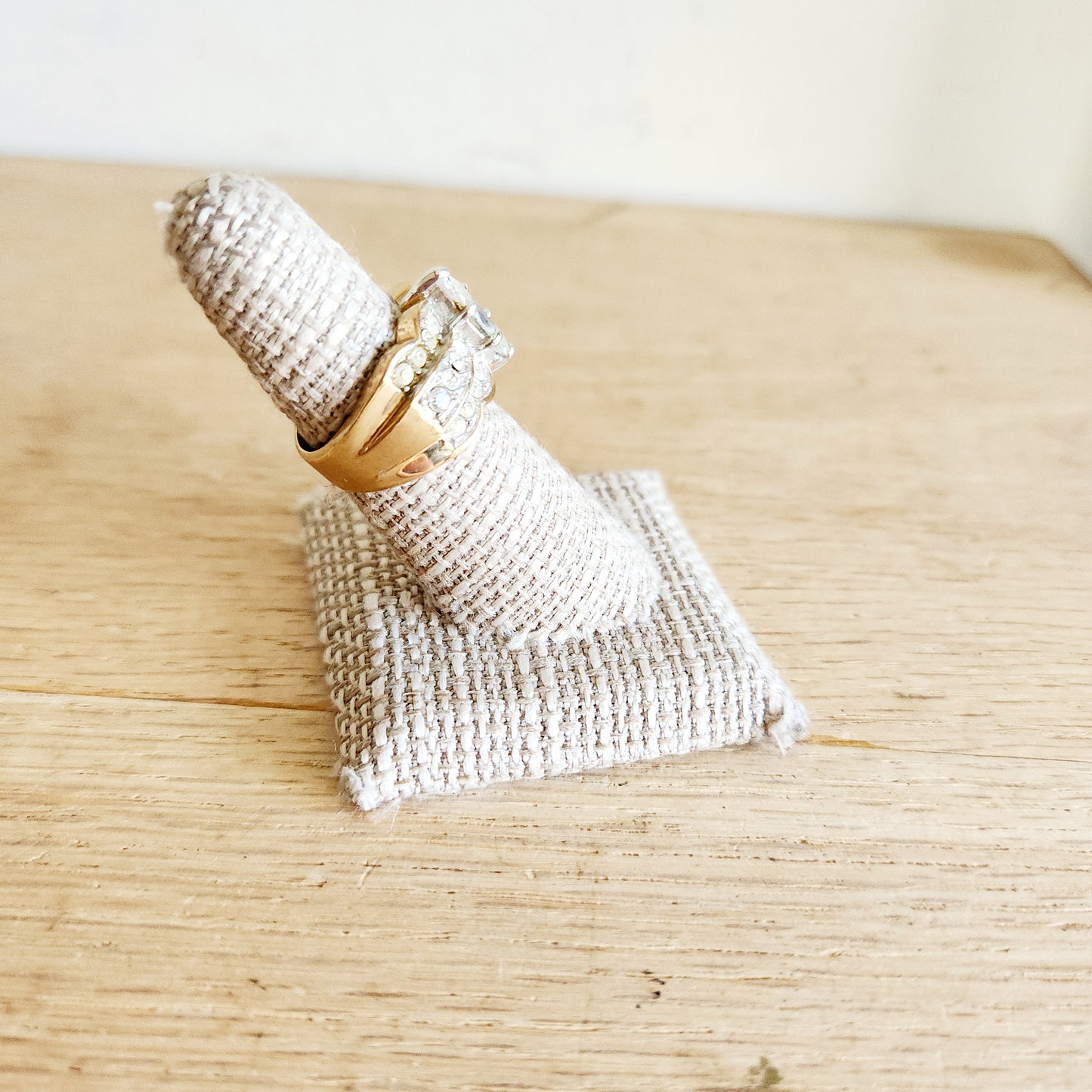 18KGE Sparkle Ring - size 7
