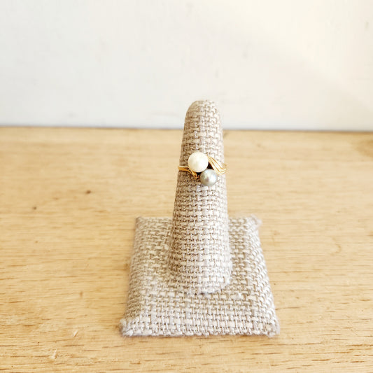 14K Gold & Pearl Ring - size 6