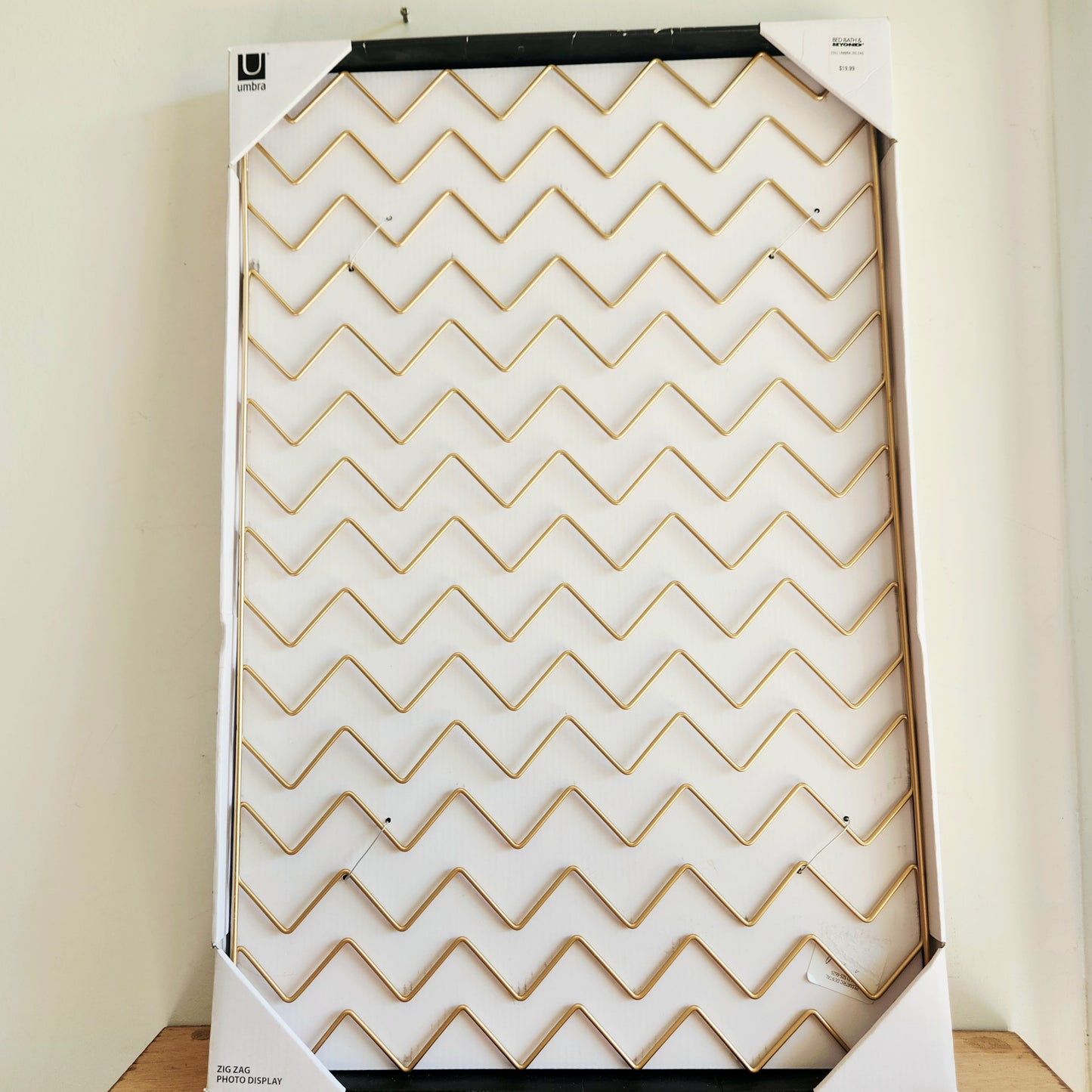 Umbra Zig Zag Photo Display 16" x 25"
