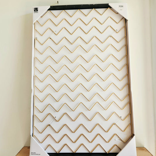 Umbra Zig Zag Photo Display 16" x 25"