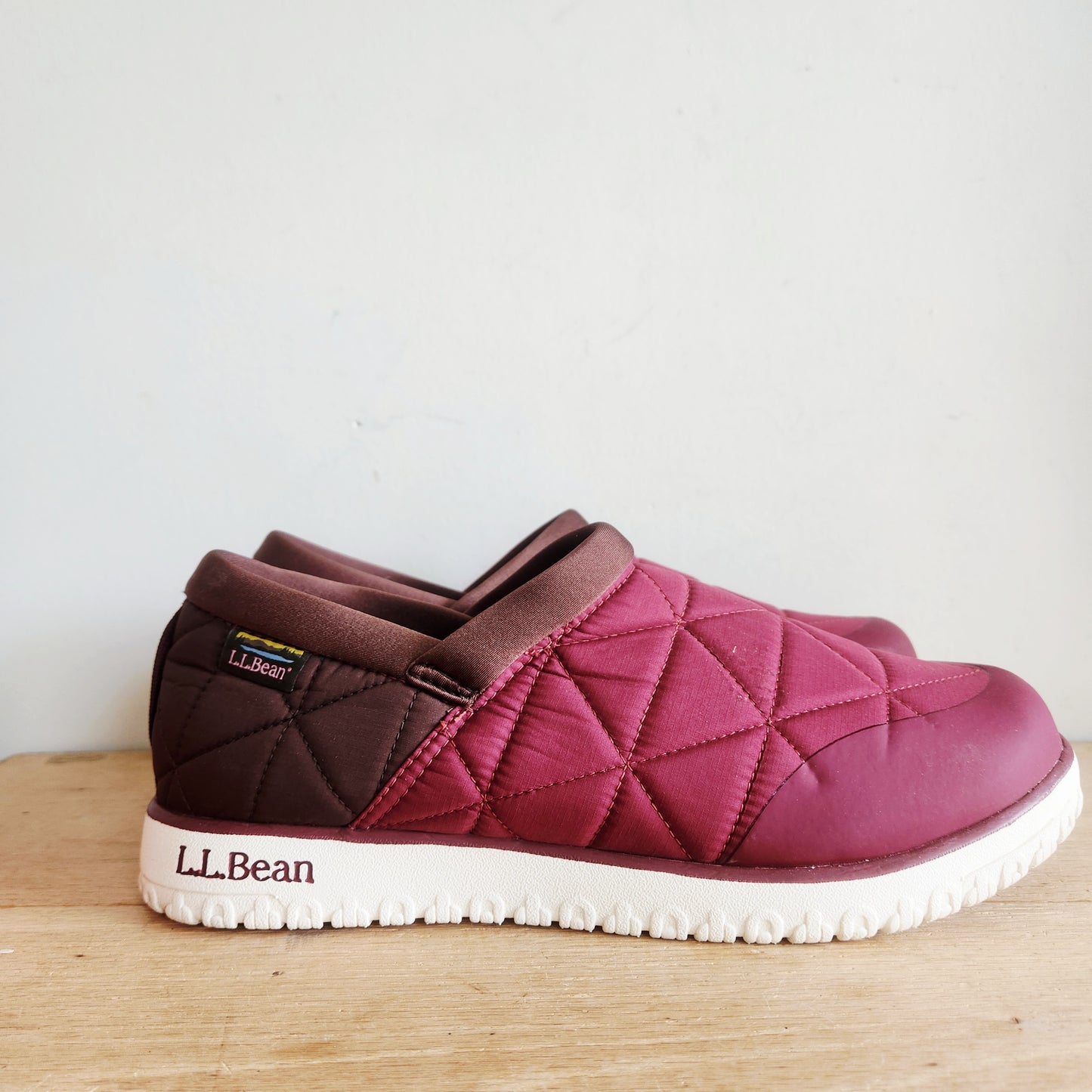 LL Bean Mens Shoes Primaloft Insulation Size 10 Medium LIKE NEW