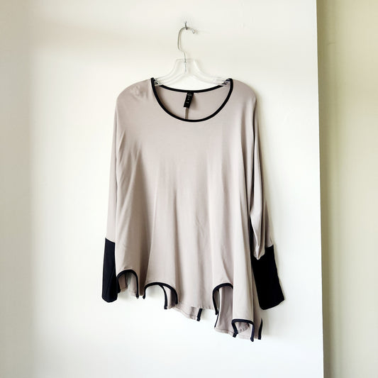 Ela Jersey Swing Top with Notched Hem - S
