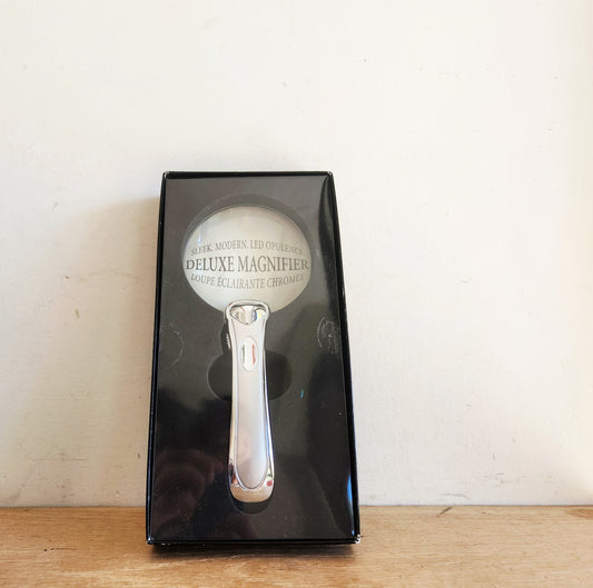 9" LED Magnifier NEW
