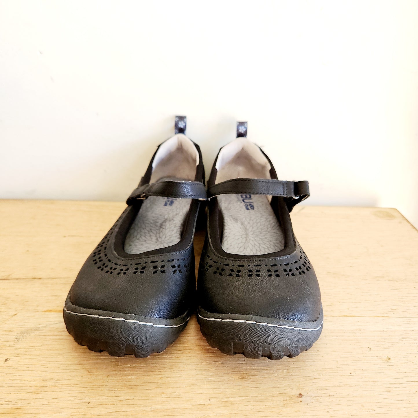 JBU by Jambu Black Active Mary Janes - size 7M