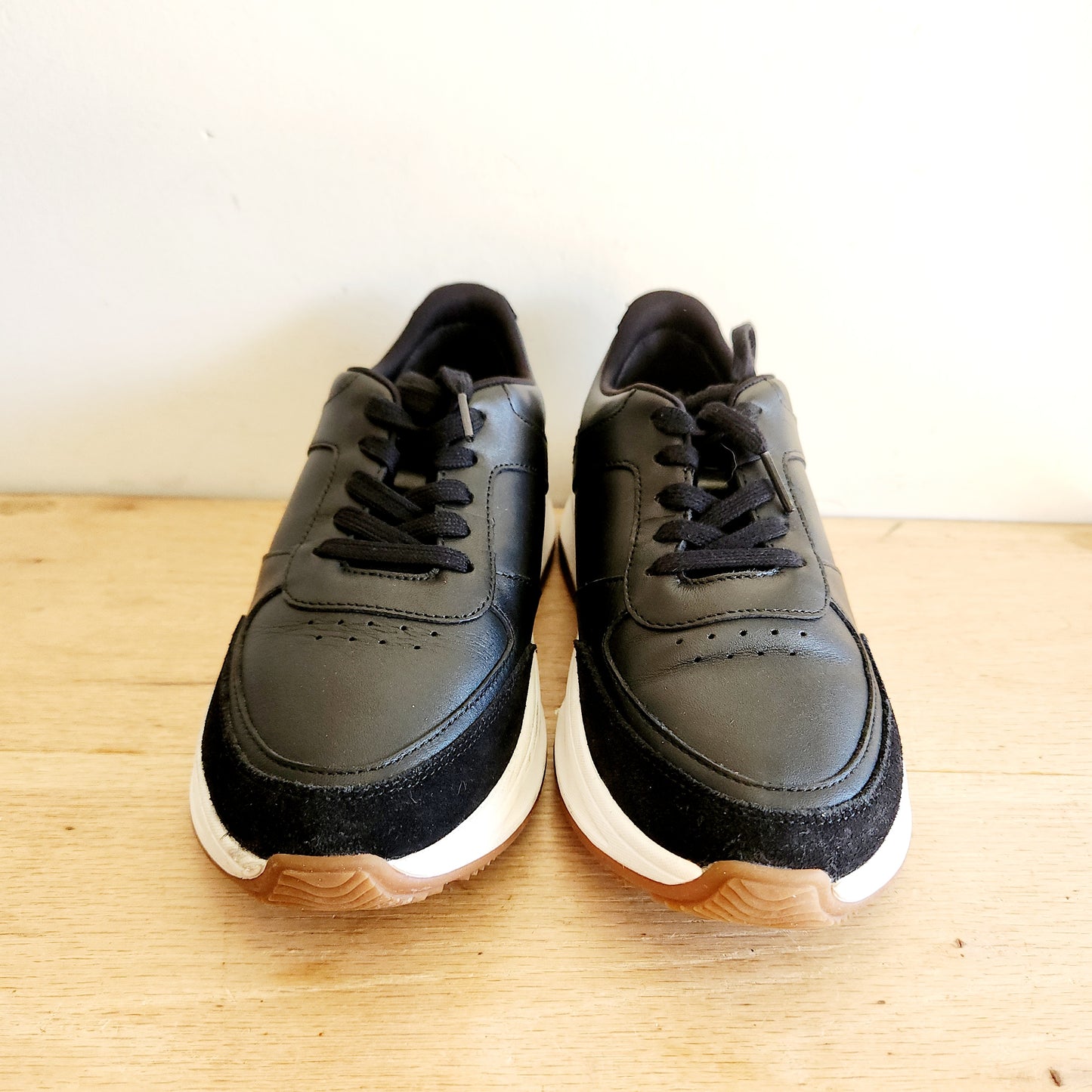 FitFlop Black Sneakers - size 7