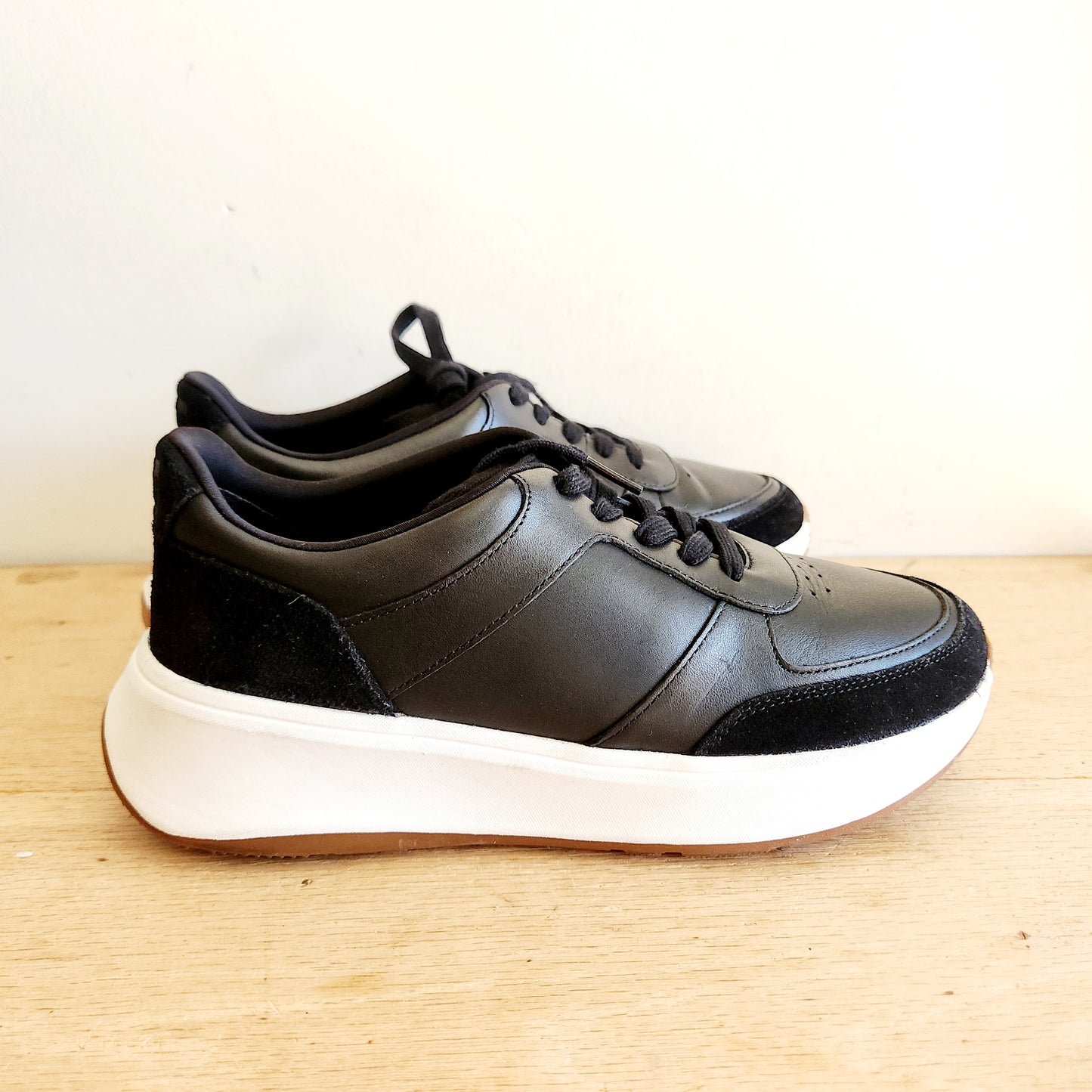 FitFlop Black Sneakers - size 7