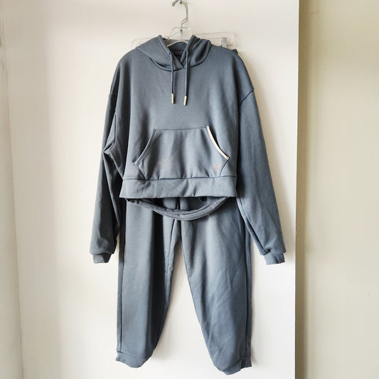 Squat Wolf Hoodie & Joggers Set - M