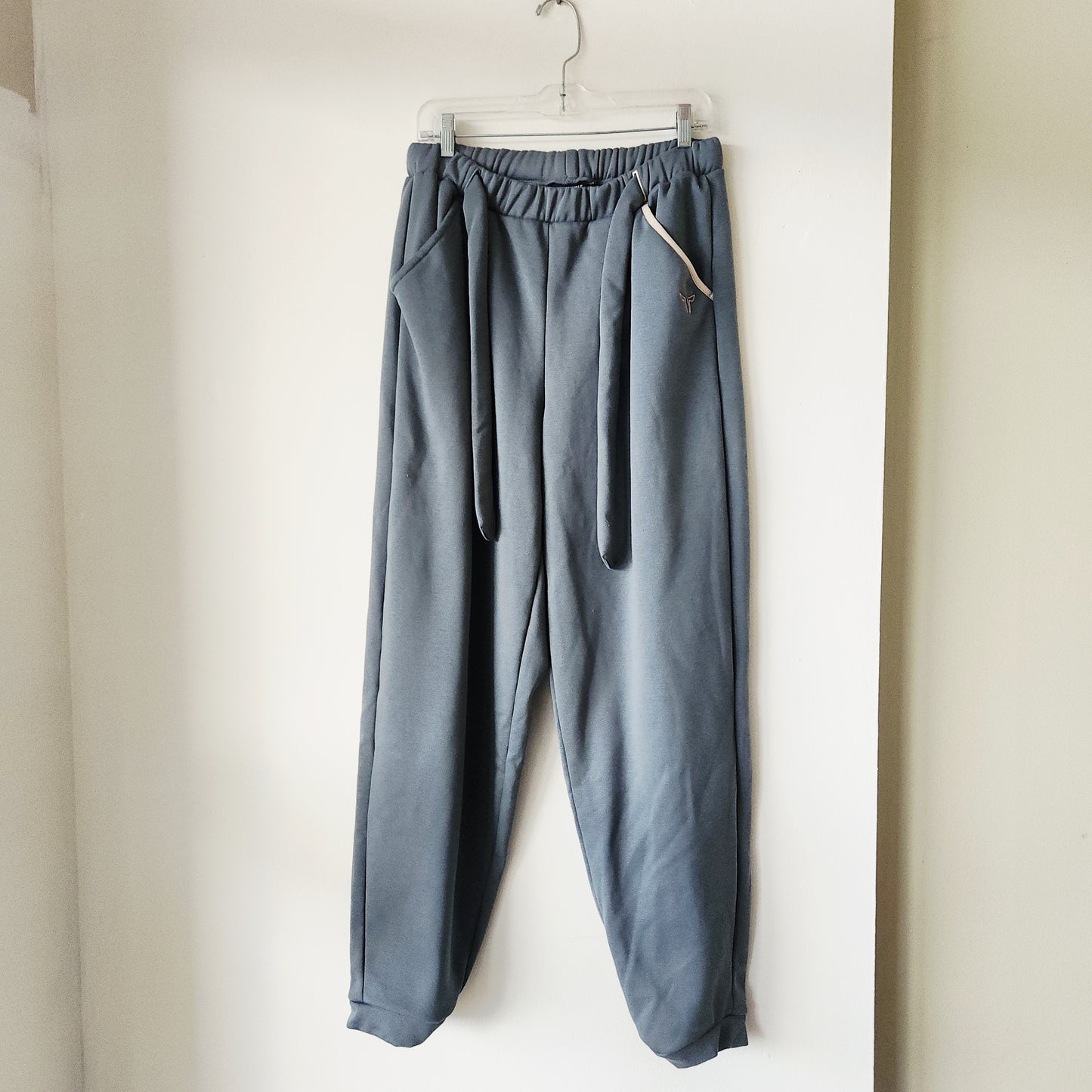 Squat Wolf Hoodie & Joggers Set - M