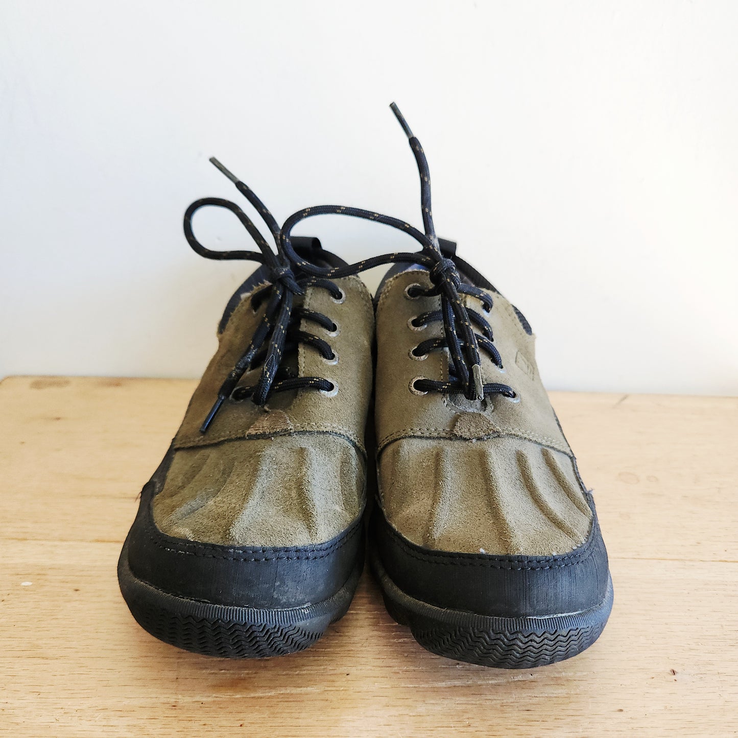 Sperry Topsiders Water Resistant Ankle Boots - size 9M