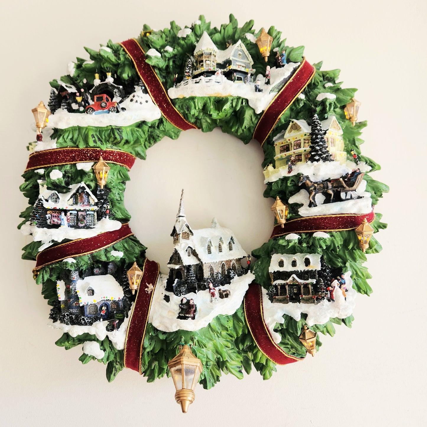 Thomas Kinkade 20" Illuminated Christmas Village Wreath