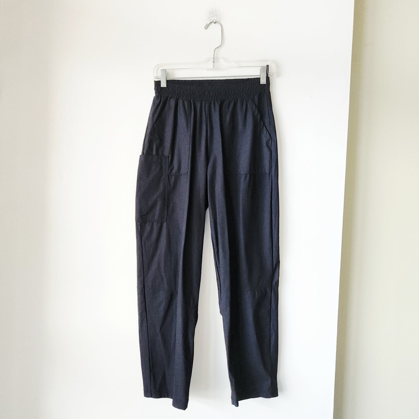 Naya Black Pull On Pants with Pockets - size 0