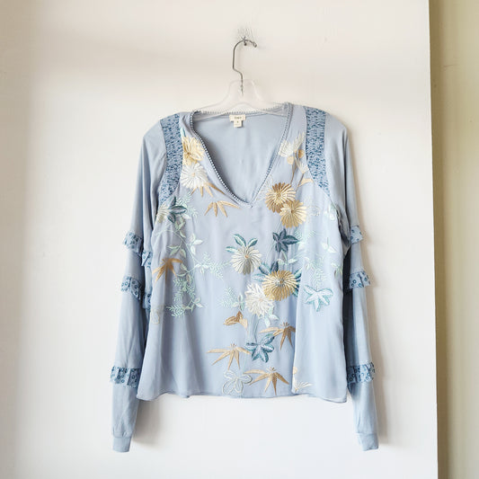 Tiny Top with Embroidery - S