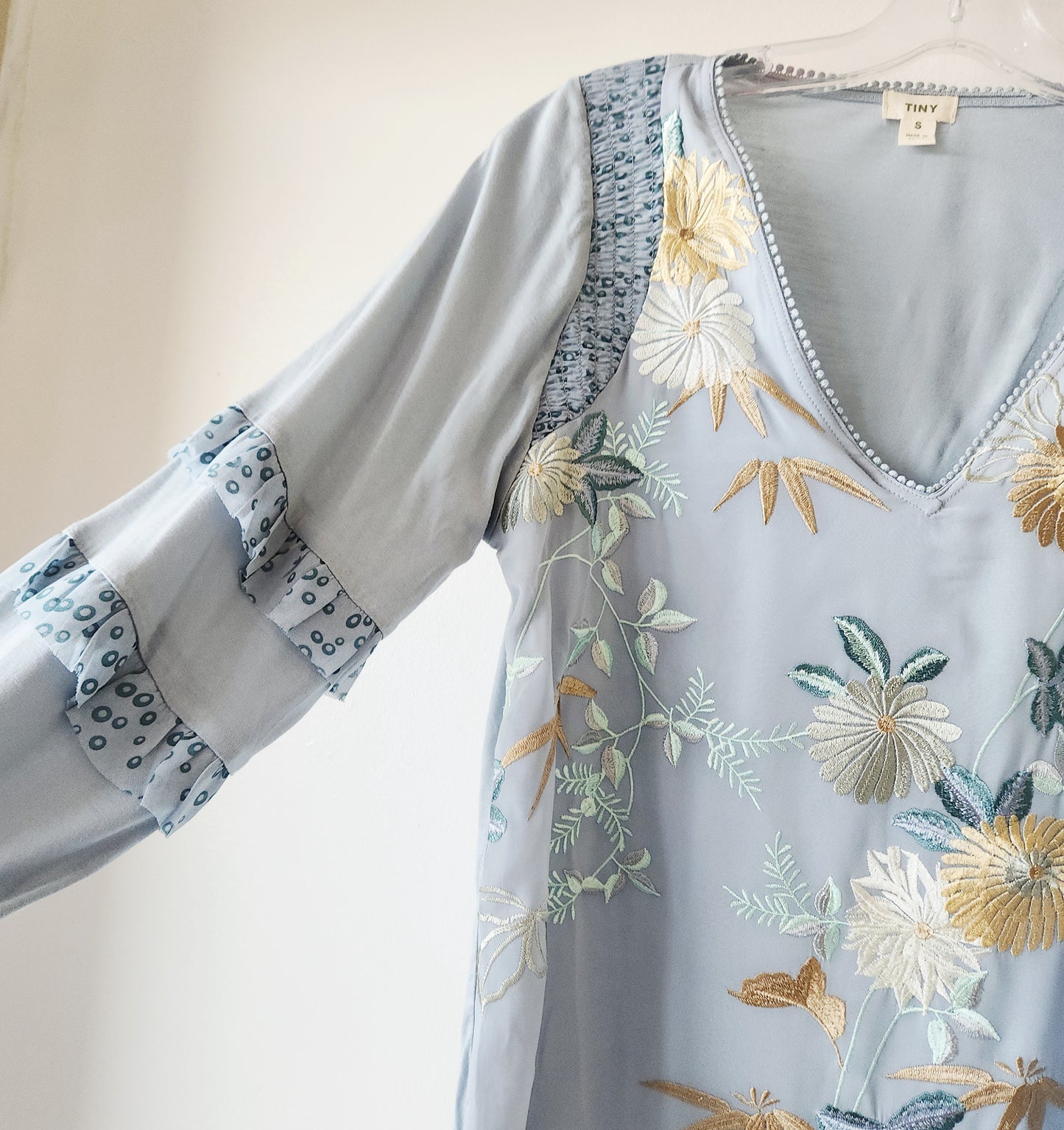 Tiny Top with Embroidery - S