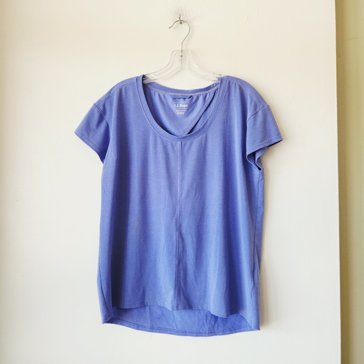 LL Bean Active Top with Back Vent - S