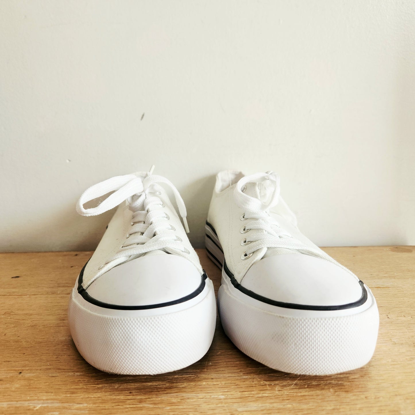 C & C California Size 10