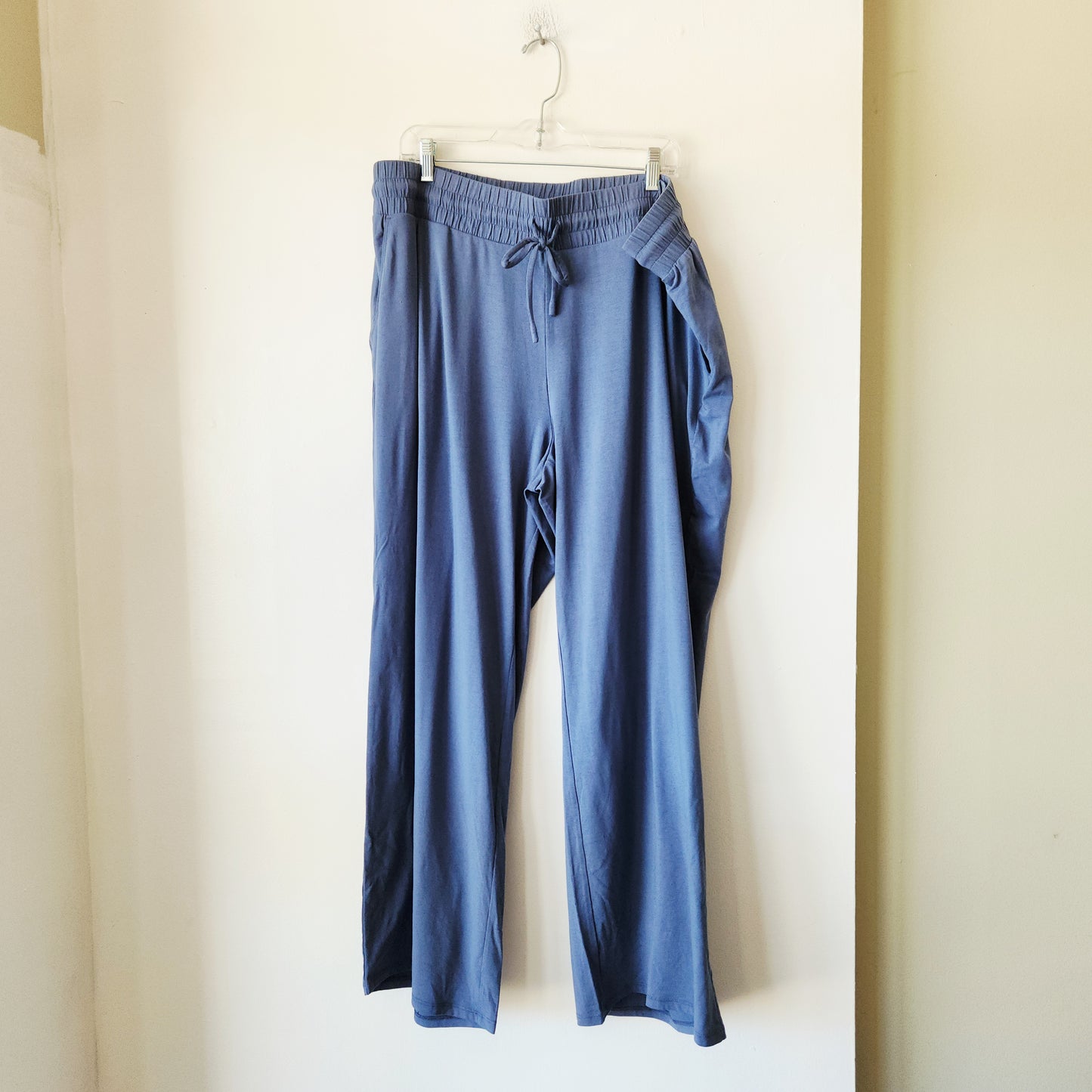 AnyBody Super Soft Drawstring Jersey Lounge Pants - 1X