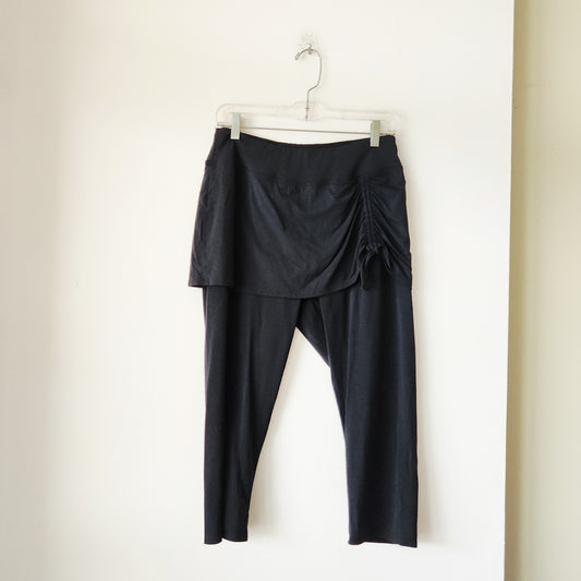 Lands' End Swim Leggings with Skirt - M
