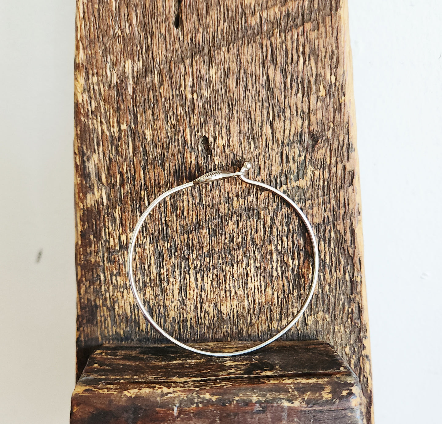 Sterling Silver Bangle with Shell Clasp
