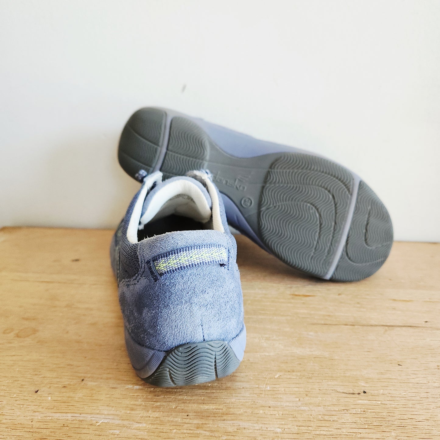 Dansko Sneakers with Bungee Style Laces - size 38