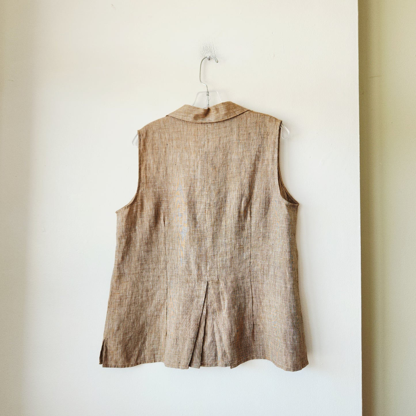 Richard Malcolm 100% Irish Linen Sleeveless Button Up Top - XL