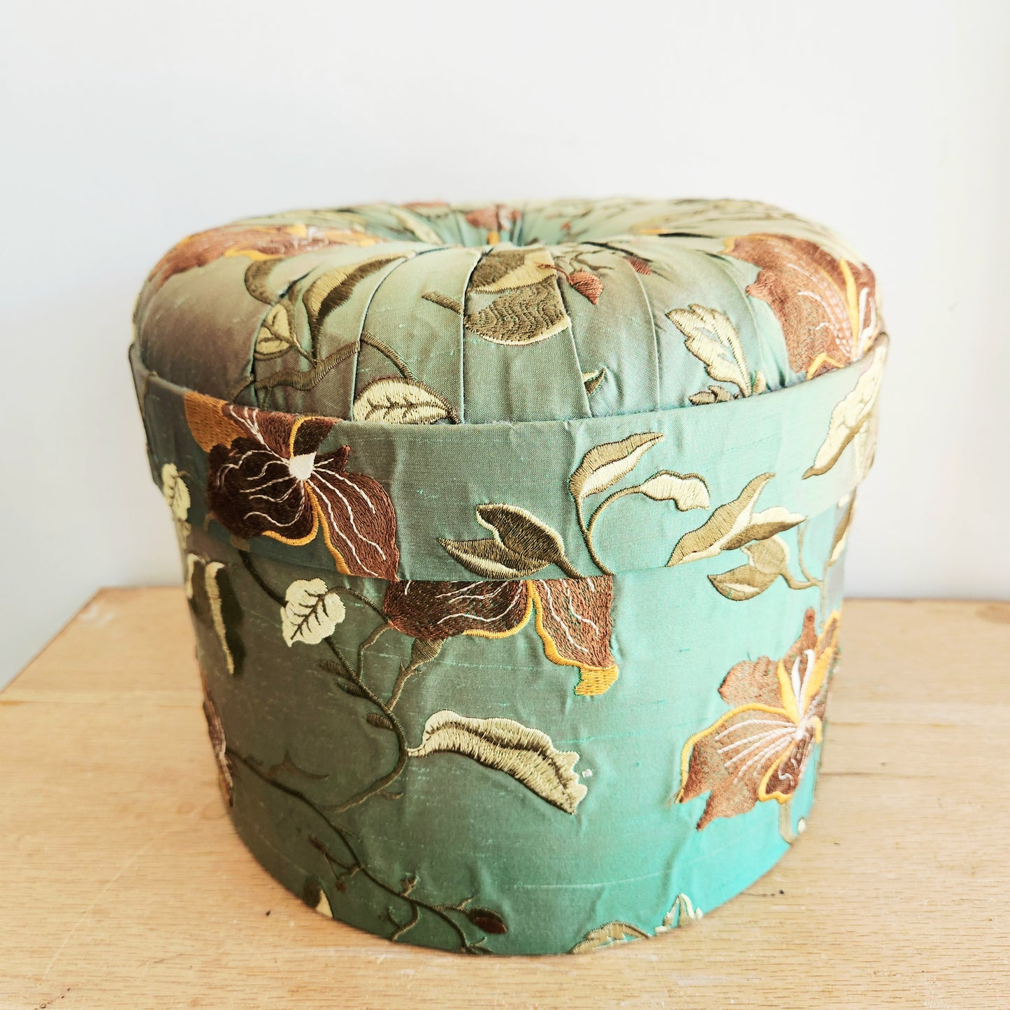 12" High Silky Hatbox