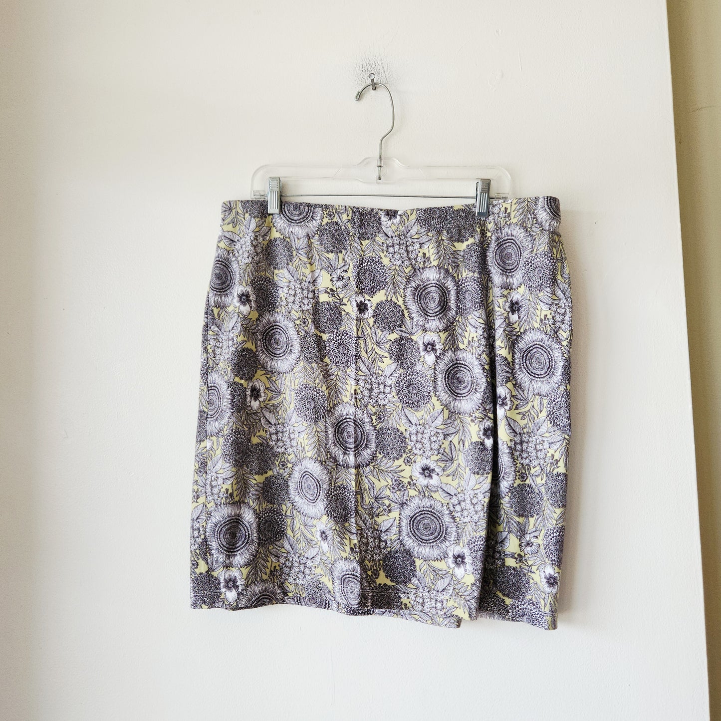 J Jill 100% Cotton Jersey Pattern Skirt - L