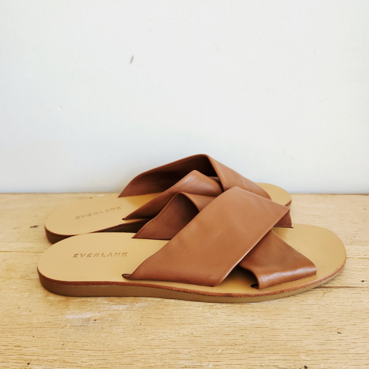 Everlane Cross Slides - size 8