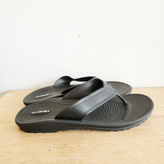 Okabashi Black Flip Flops - size 9/10