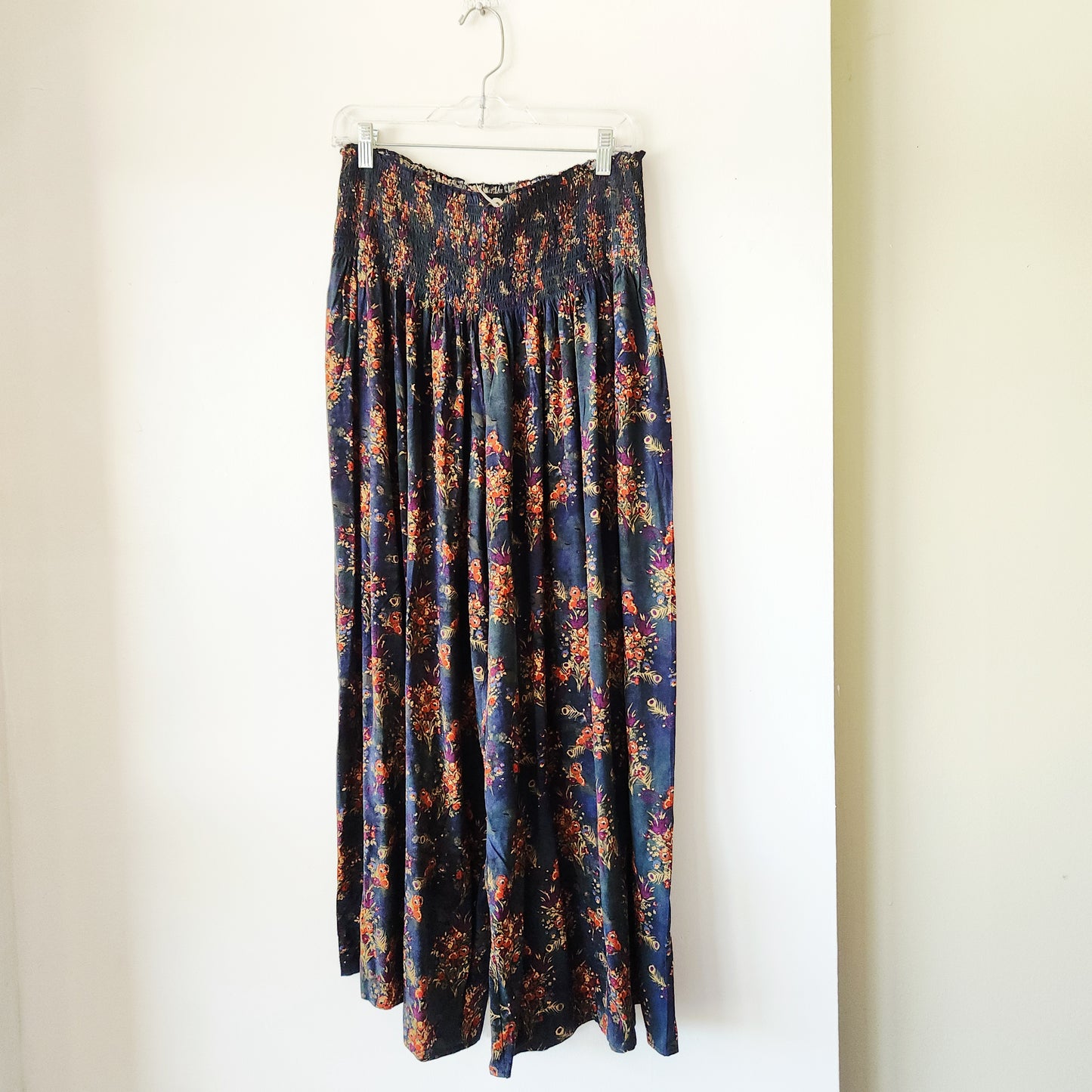 Natural Life Flowy Pants with Smocked Waistband - L