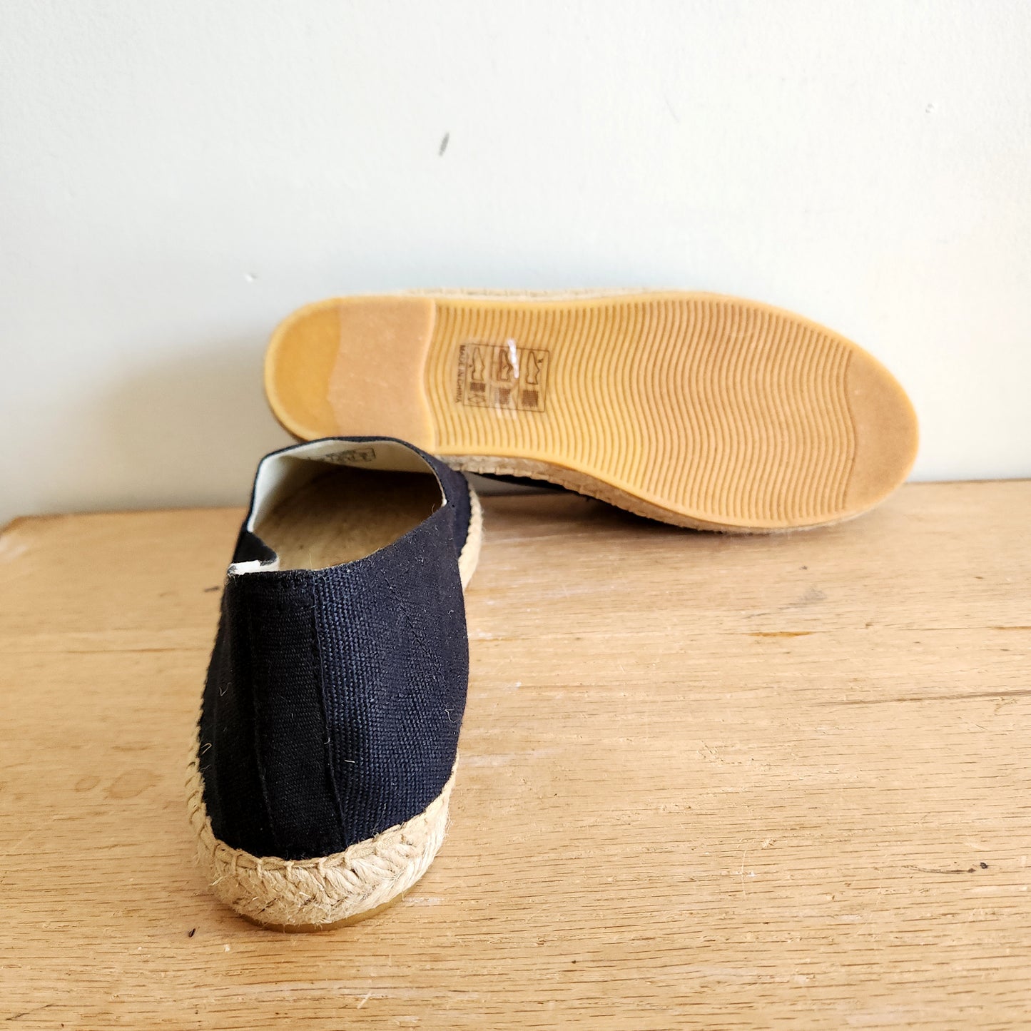 Soludos Black Slip On Espadrilles - size 39