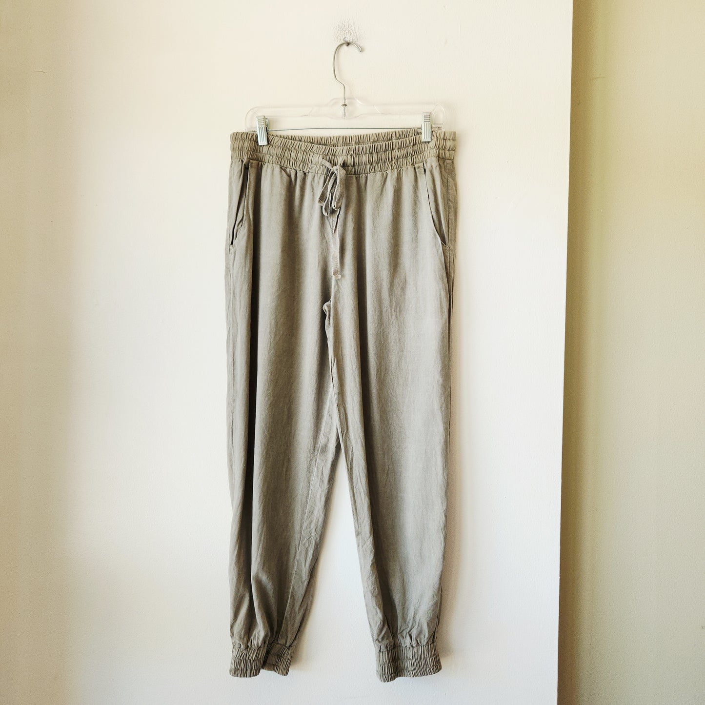 Cloth + Stone Tencel Jogger Style Pants - M
