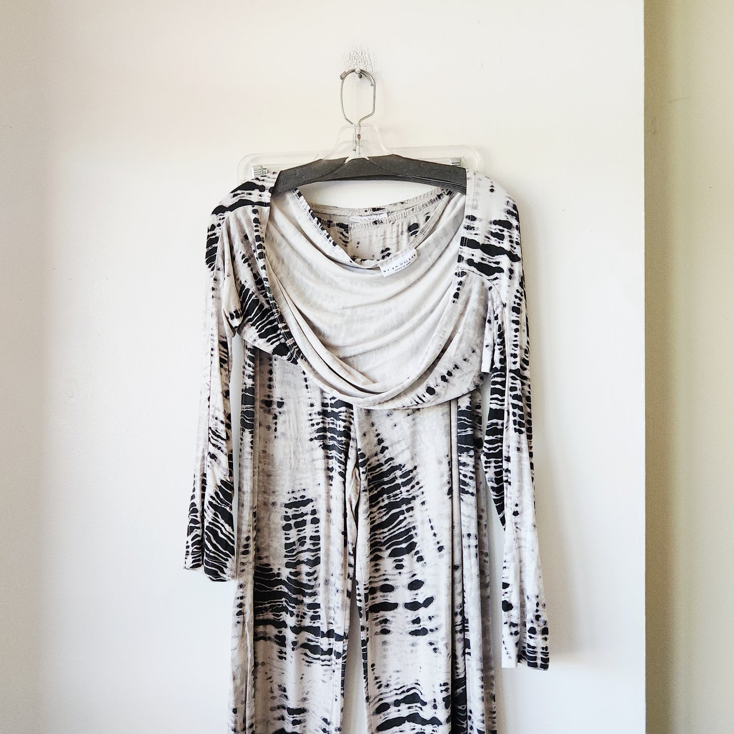 bryn walker Tie Dye Jersey Flowy Pants & Shrug Set - M