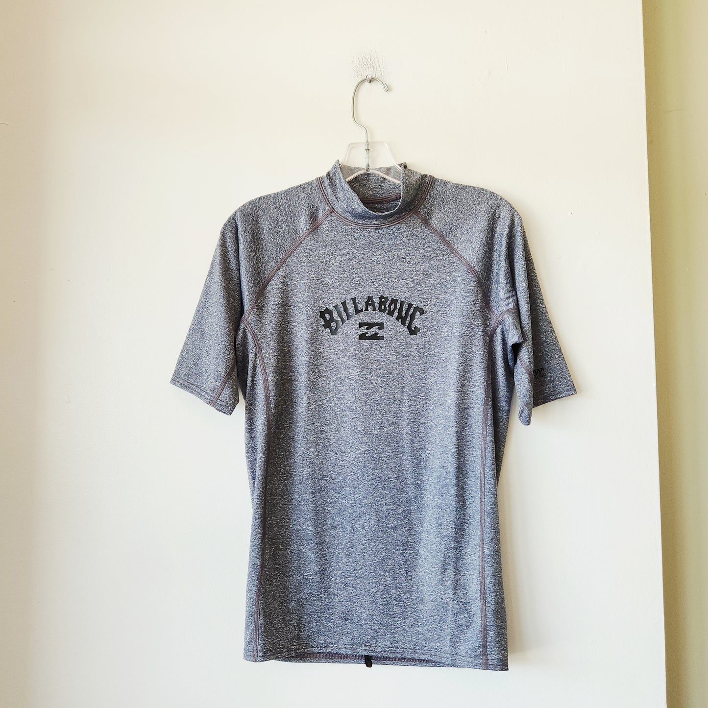 Billabong UPF50 Surf Top - M
