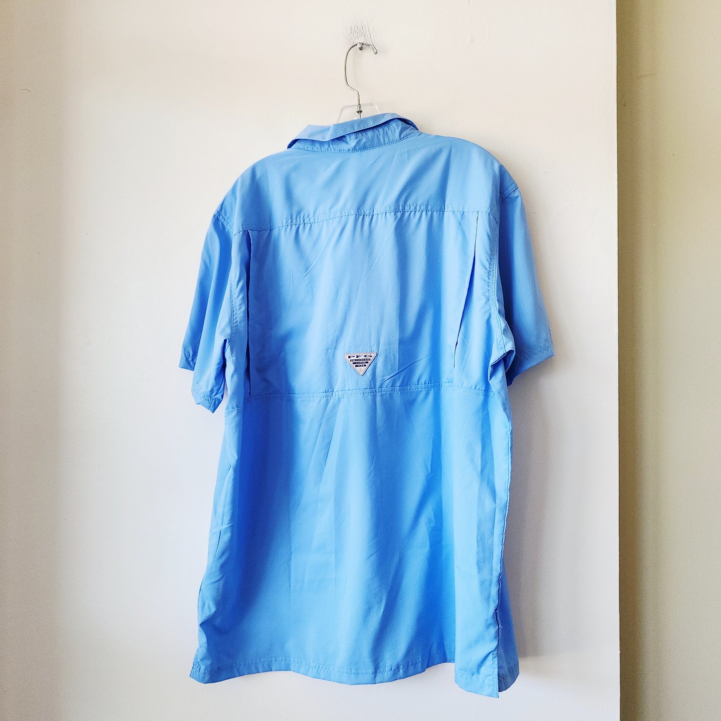 Columbia Omni-Shade UPF50 Blue Button Up Shirt - L - New