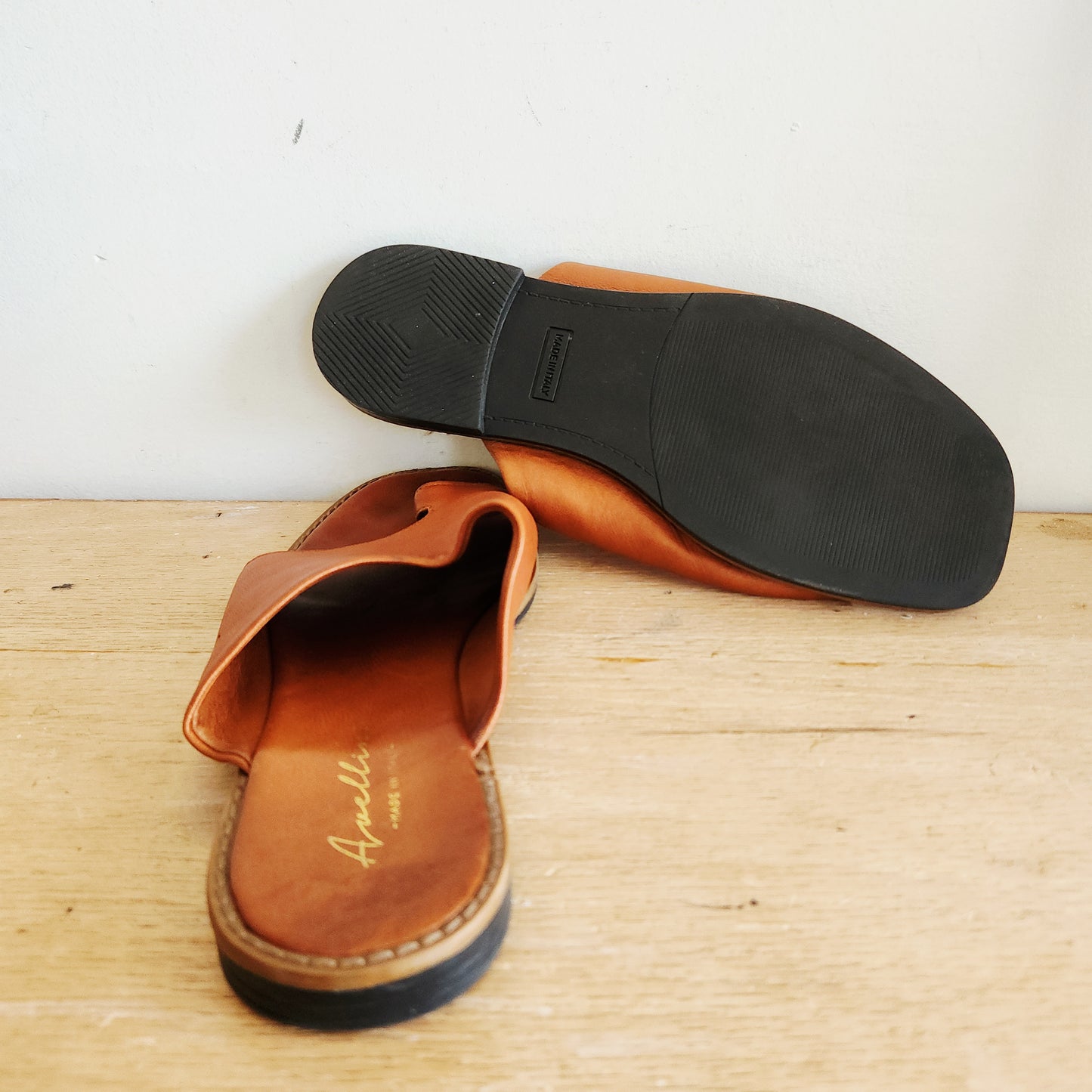 Avellini Leather Slides - size 9