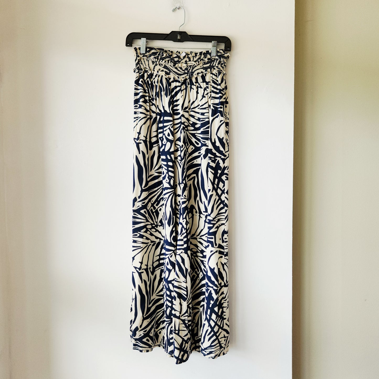 Patrons of Peace Pattern Wide Leg Pants with Smocked Waistband - M