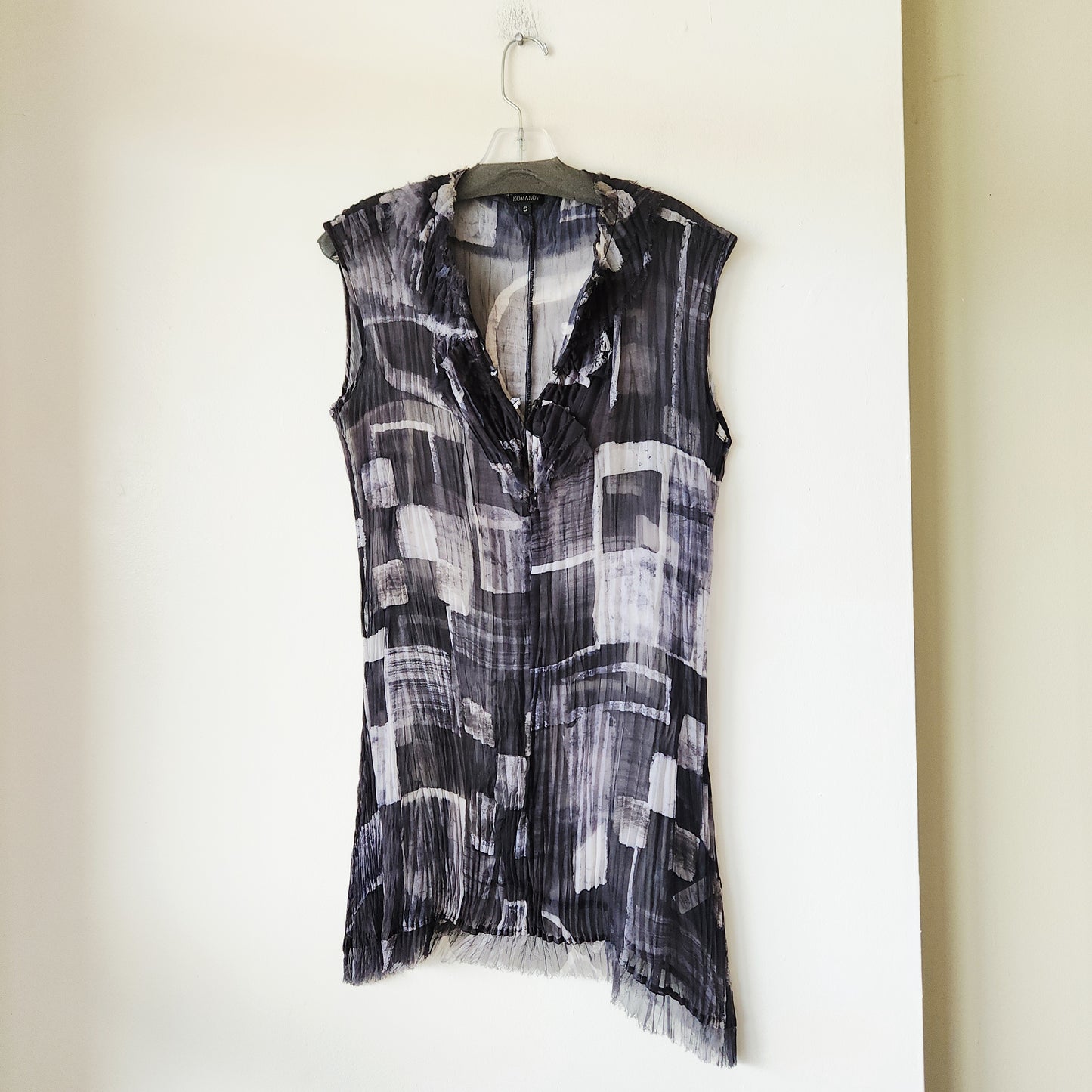 Komarov Semisheer Top with Distressed Details - S