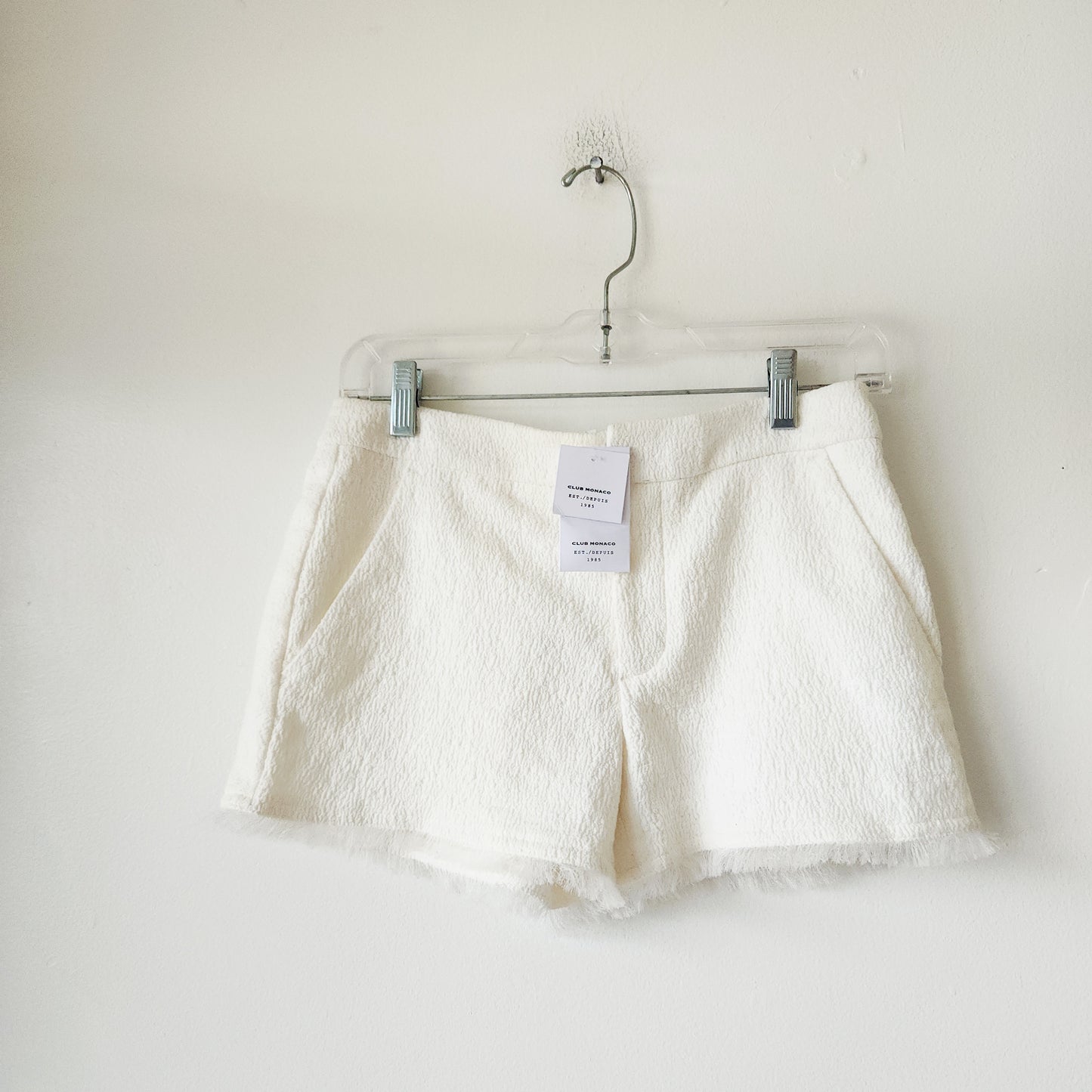 Club Monaco Textured Shorts with Frayed Hem - size 00 - New