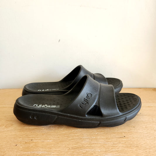 Rykä Re-Zorb Black Cushion Slides - size 10