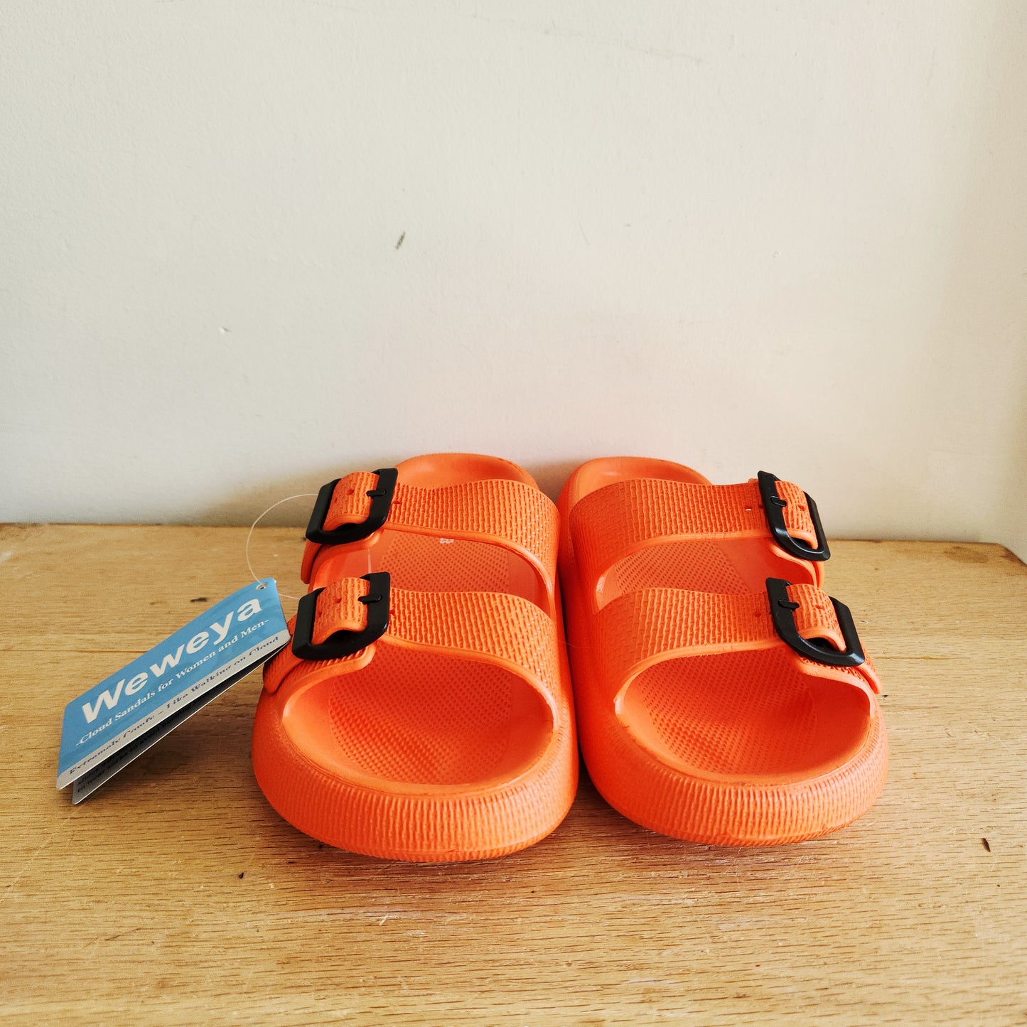 Weweya Bright Orange Cloud Slides - size 39-40