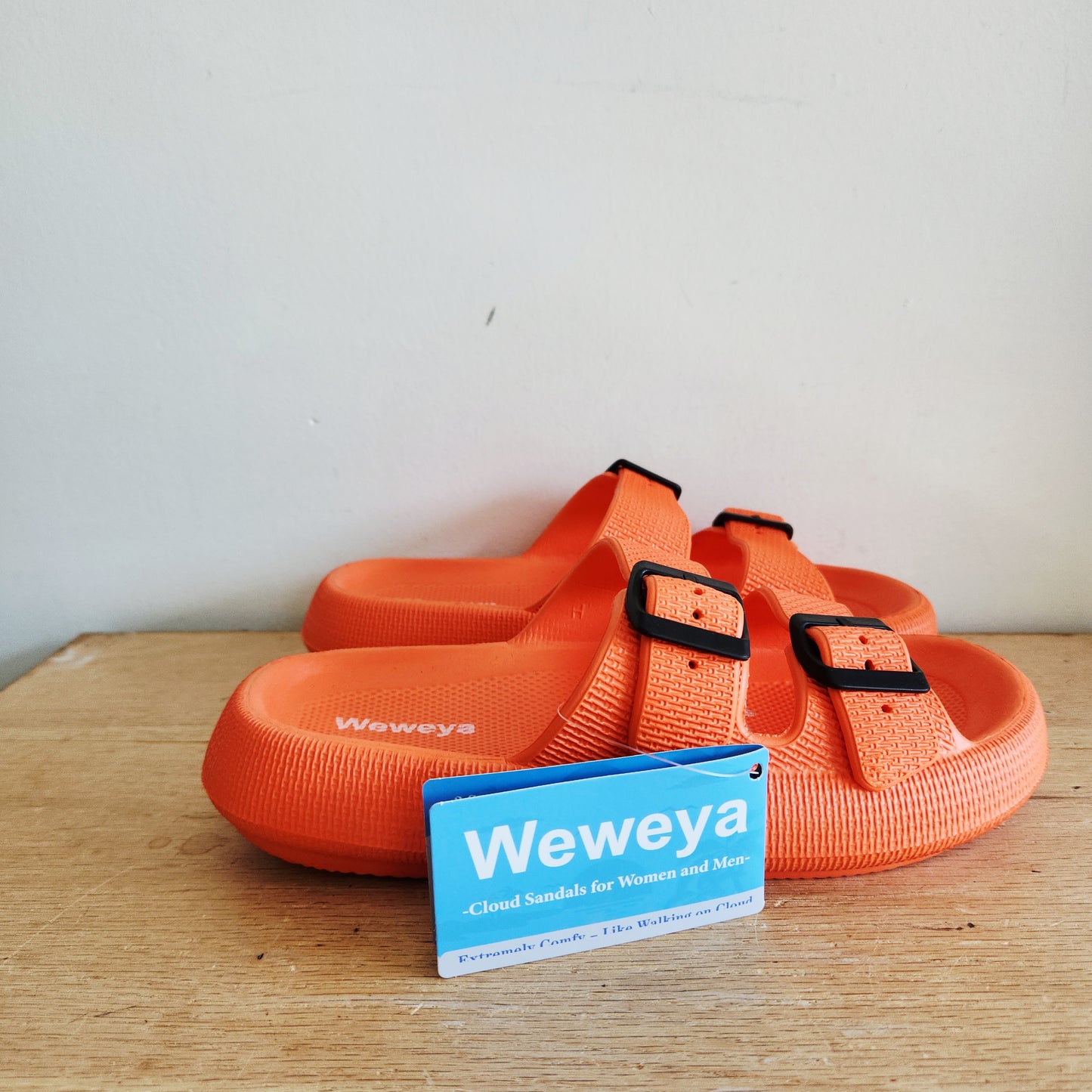 Weweya Bright Orange Cloud Slides - size 39-40